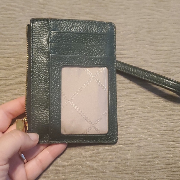 Hunter Green Wristlet - Picture 4 of 4